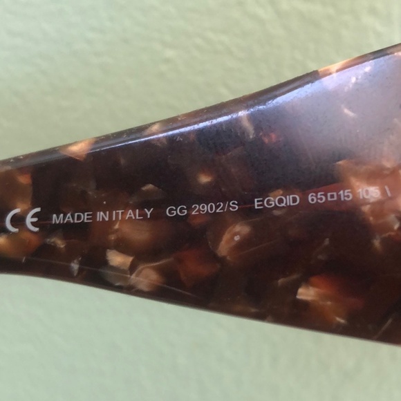 Gucci Sunglasses - Picture 7 of 7